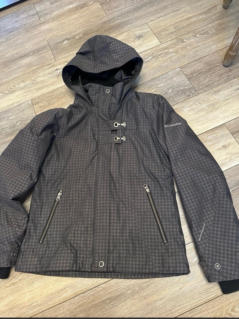 Columbia Women's Hooded Black Patterned Jackets